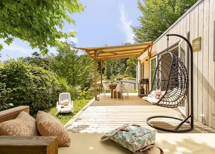 6p 3bdrms Airconpremium *