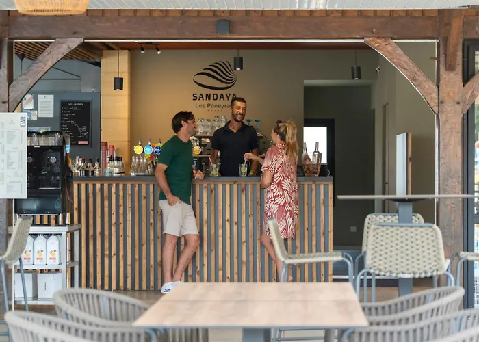 6p 3bdrms Airconpremium